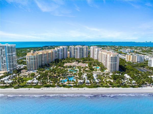 Club Tower, 781 Crandon Blvd #406, Key Biscayne, Florida 33149, image 1