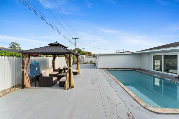 South Miami Heights Residential, 20701 SW 117th Ave, South Miami Heights, Florida 33177, image 1