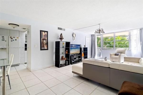 Winston Towers 200, 251 174 #107, Sunny Isles Beach, Florida 33160, image 1