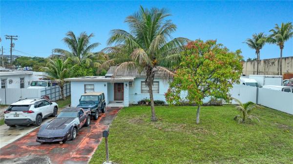 Brandon Park, 655 NW 152nd St, Golden Glades, Florida 33169, image 1