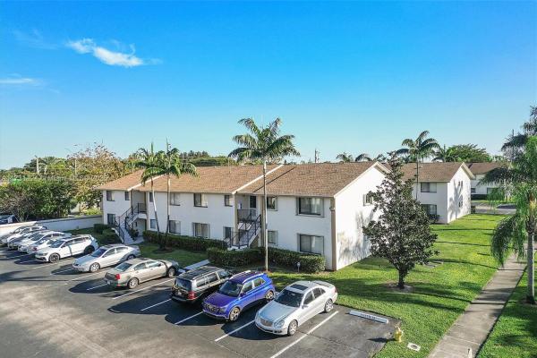 Malibu North, 238 NW 60th Ave #238, Margate, Florida 33063, image 1