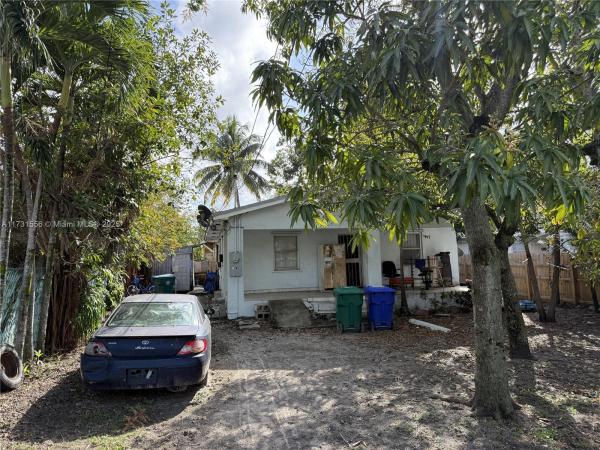 Dixie Highway, 328 NE 57th St, Miami, Florida 33137, image 2