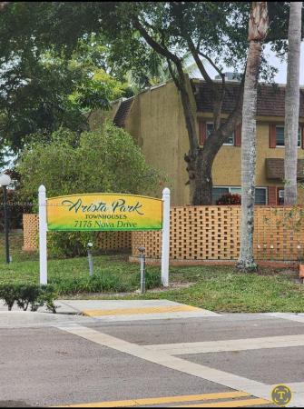 Arista Park, 7175 Nova Dr #303, Davie, Florida 33317, image 1
