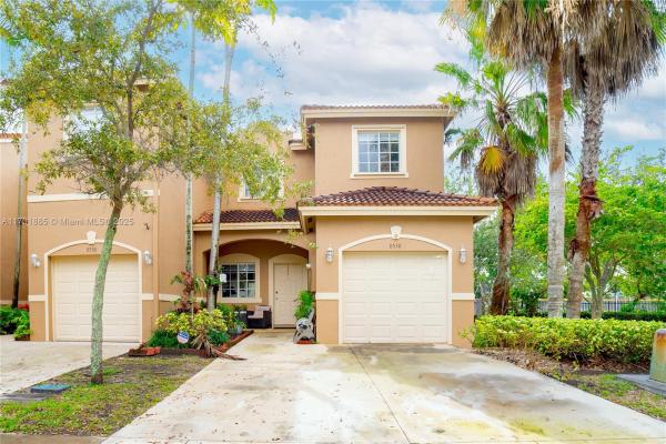 Santa Barbara, 8538 SW 214th Way #8538, Cutler Bay, Florida 33189, image 1