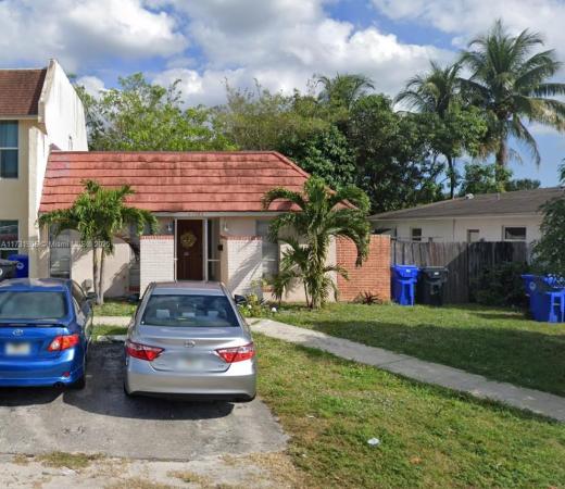 Tam O'Shanter Villas, 1383 Seaview, North Lauderdale, Florida 33068, image 1