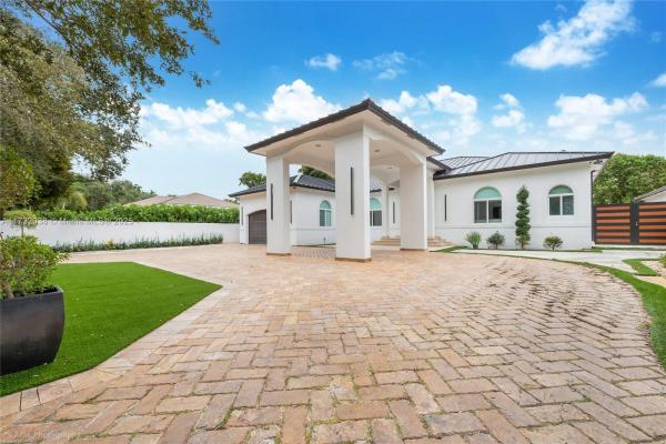 Pinecrest Arabesque Estates, 7780 SW 110th St, Pinecrest, Florida 33156, image 1