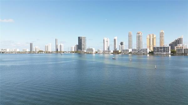 2800 Island Boulevard, 2800 Island Blvd #402, Aventura, Florida 33160, image 1