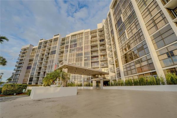 Towers Of Oceanview South, 600 Parkview Dr #601, Hallandale Beach, Florida 33009, image 1