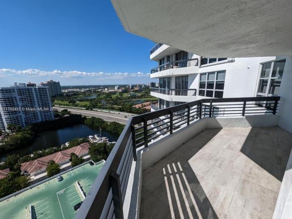 Mystic Pointe Tower 400, 3500 Mystic Pointe Dr #2502, Aventura, Florida 33180, image 1