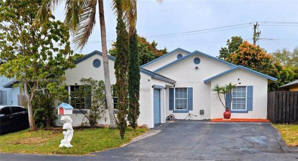 Princetonian By The Park, 24968 SW 128th Path, Princeton, Florida 33032, image 1