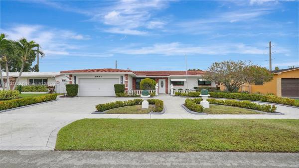 Pasadena Lakes, 8661 NW 24th Ct, Pembroke Pines, Florida 33024, image 1