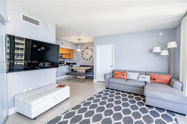 Opera Tower, 1750 N Bayshore Dr #2301, Miami, Florida 33132, image 1