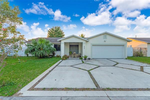28268 SW 136th Ave, Unincorporated Dade County, Florida 33033, image 1
