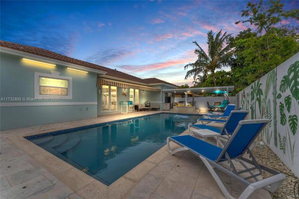 Lincoln City, 21733 SW 101st Ave, Cutler Bay, Florida 33190, image 1