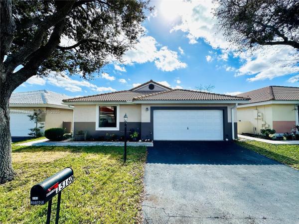 Falcon's Lea Patio Homes, 15160 Norfolk Ln, Davie, Florida 33331, image 1