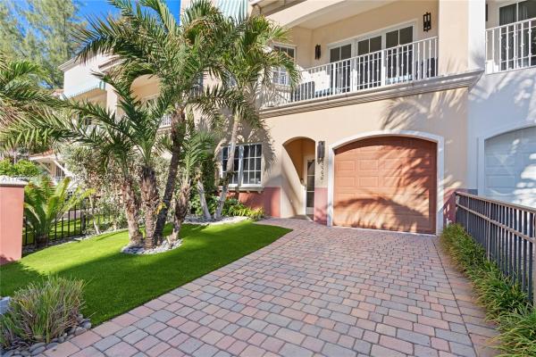 Las Playas, 3237 NE 5th St 0, Pompano Beach, Florida 33062, image 1