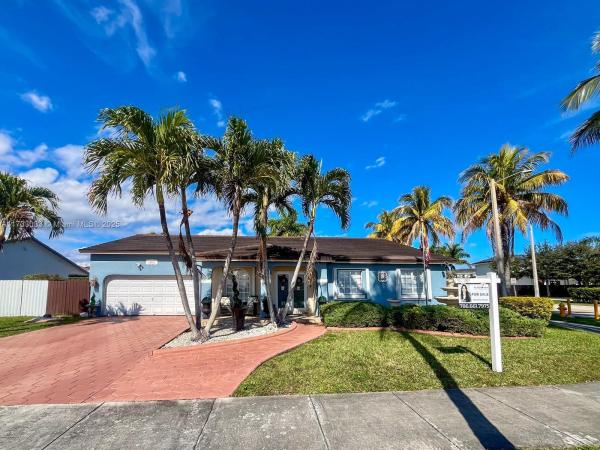 15201 SW 177th Ter, Miami, Florida 33187, image 1