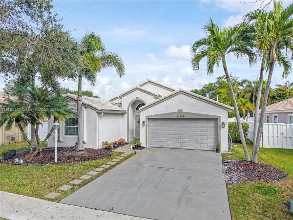 Heritage, Pembroke Pines, Florida 33028, image 1