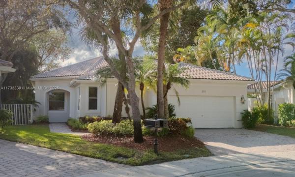 Bay Pointe, 2575 Bay Pointe Dr, Weston, Florida 33327, image 1
