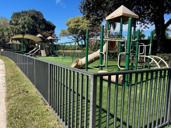 Keystone Lake, 19268 NW 24th Pl, Pembroke Pines, Florida 33029, image 1