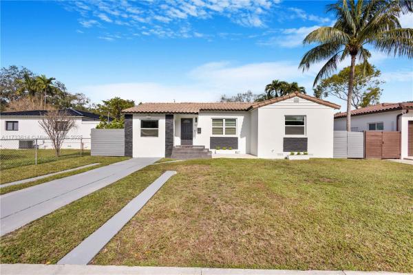 Country Club Estates, 81 Whitethorn Dr, Miami Springs, Florida 33166, image 1
