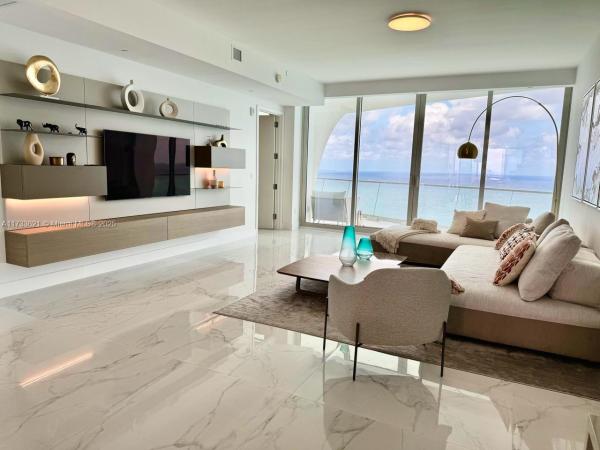 Jade Signature, 16901 Collins Ave #3203, Sunny Isles Beach, Florida 33160, image 1