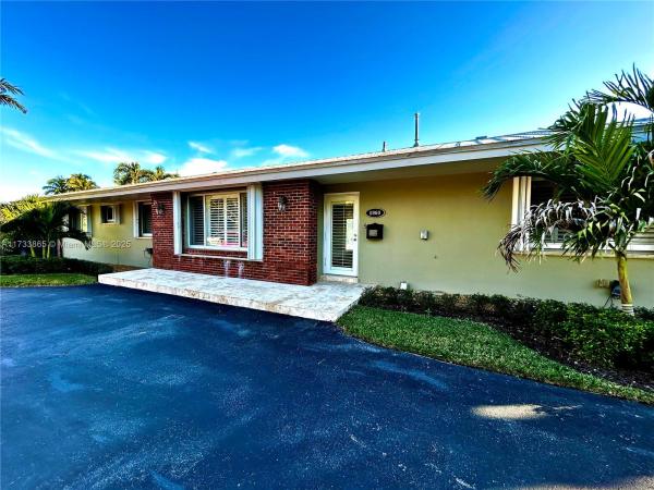 Pinewood Estates, 8960 SW 172nd Ter, Palmetto Bay, Florida 33157, image 2