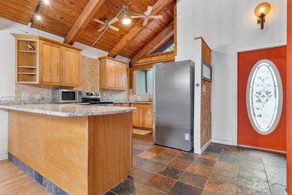 The Lofts Of Palm-Aire Village, 6101 NW 33rd Ter, Fort Lauderdale, Florida 33309, image 3