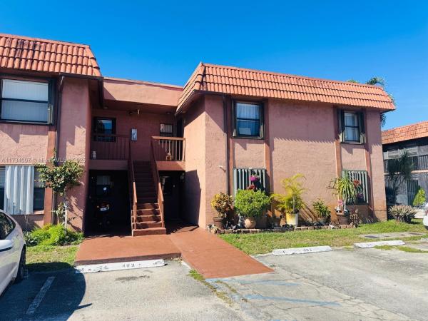 Lago Grande, 6520 W 27th Ct #55-22, Hialeah, Florida 33016, image 1