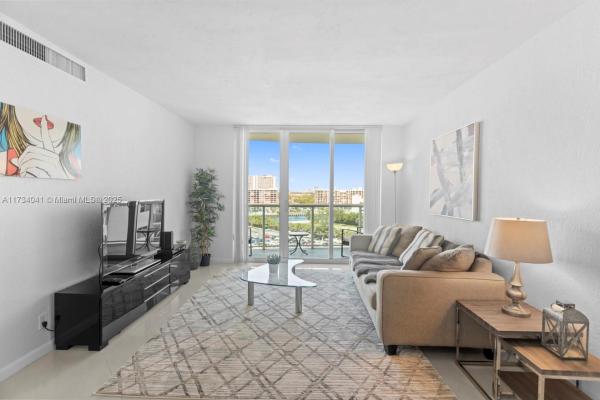 Tides On Hollywood Beach, 3801 S Ocean Dr #10Q, Hollywood, Florida 33019, image 1