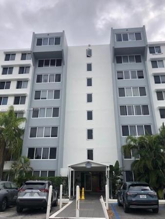 Dadeland Place, 9143 SW 77th Ave #B101, Kendall, Florida 33156, image 1