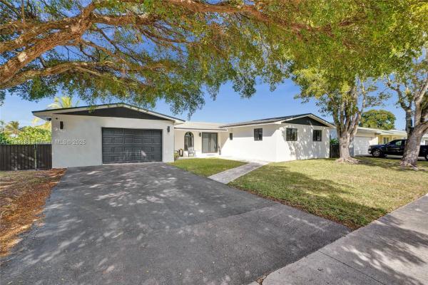 Saga Bay, 8211 SW 203rd St, Cutler Bay, Florida 33189, image 1