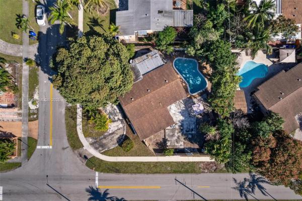 Fleetwood Manor, 6590 Arthur St, Hollywood, Florida 33024, image 1