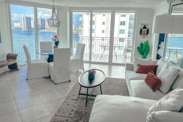 Le Montcalm, 18000 N Bay Rd #602, Sunny Isles Beach, Florida 33160, image 1
