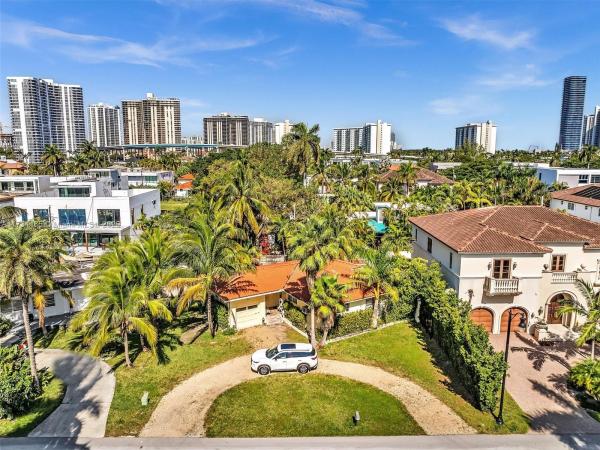 Golden Shores Ocean Boulevard Estates, 321 188th St, Sunny Isles Beach, Florida 33160, image 2