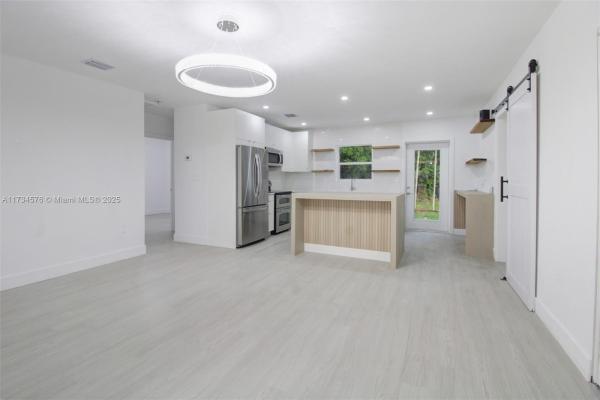 North Miami Gardens, 1570 NE 142nd St, North Miami, Florida 33161, image 1