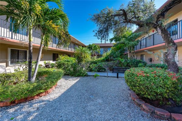 Cadiz, 6215 W 22nd Ct #2, Hialeah, Florida 33016, image 1
