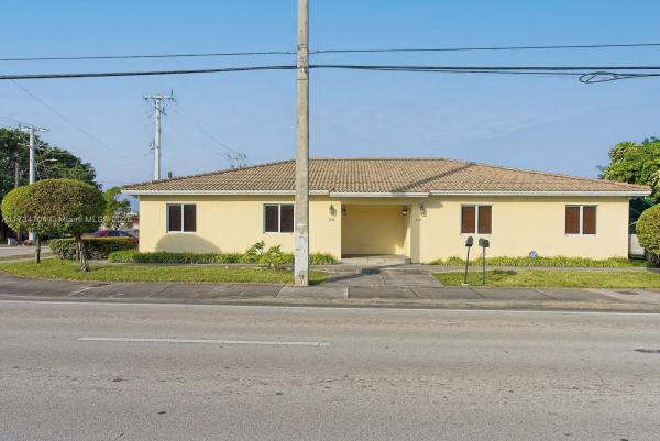 Bird Road Highlands, 3740 SW 87th Ave, Westchester, Florida 33165, image 1