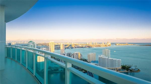 The Plaza On Brickell East, 950 Brickell Bay Dr #4611, Miami, Florida 33131, image 1