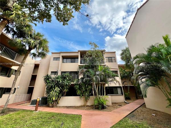 Eagle Nest, 6305 Gage Pl #A-307, Miami Lakes, Florida 33014, image 1