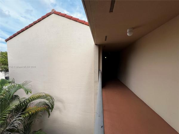 Eagle Nest, 6305 Gage Pl #A-307, Miami Lakes, Florida 33014, image 3