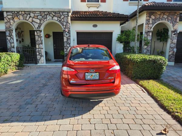 Umbria At The Vineyards, 3717 NE 4th St #3717, Homestead, Florida 33033, image 1