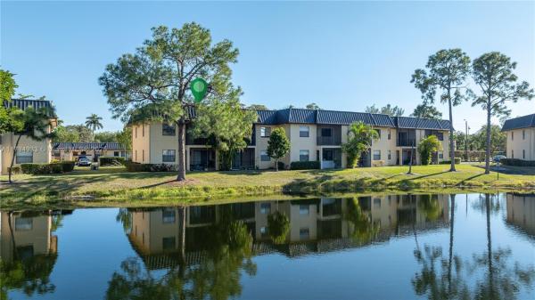 Pine Lake, 9230 NW 1st St #206, Hollywood, Florida 33024, image 1