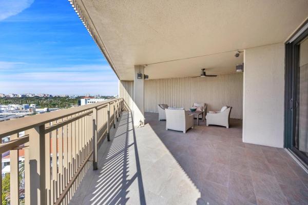 Yacht Harbour, 2901 S Bayshore Dr #13F, Miami, Florida 33133, image 1