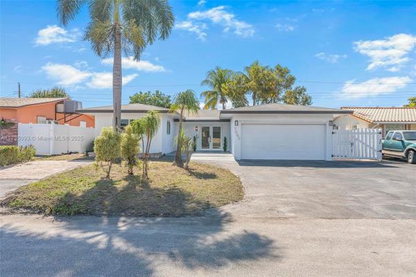 7050 SW 10th Ct, Pembroke Pines, Florida 33023, image 1