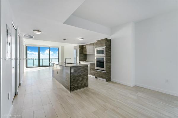 Icon Bay, 460 NE 28th St #3803, Miami, Florida 33137, image 3