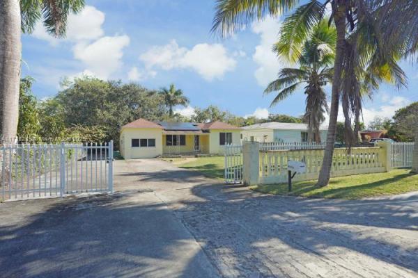 Biscayne Gardens, 14443 S Biscayne River Rd, Golden Glades, Florida 33161, image 3