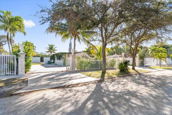 Anderson Heights, 8425 NW 32nd Ct, West Little River, Florida 33147, image 1