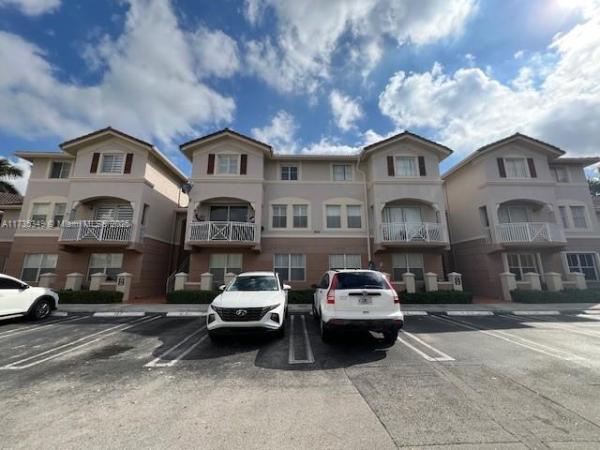 Century Park, 8826 W Flagler St #211, Fountainebleau, Florida 33174, image 1