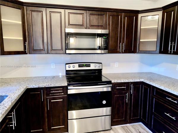 Sweetwater Golf Course Townsites, 11901 SW 3rd St, Tamiami, Florida 33184, image 3